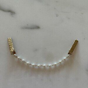 Vintage Sweater Clip with Gold Tone Hammered Clips